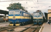 363 042-3