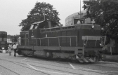 735 245-3