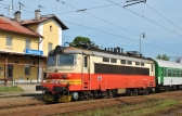 242 263-2