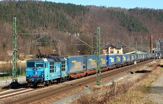 372 010-9