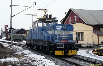 210 052-7
