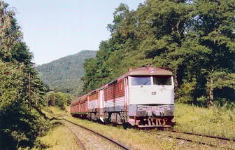 751 070-4