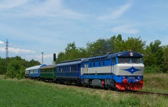 751 002-7
