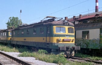 182 137-0