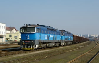 753 758-2