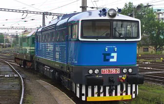 753 758-2