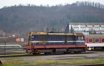 721 027-1