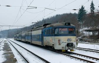 451 095-4