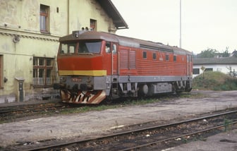 751 235-3