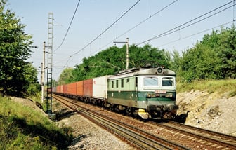 123 004-4