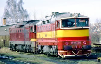 753 072-8