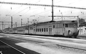 451 031-9