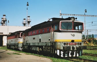 753 256-7