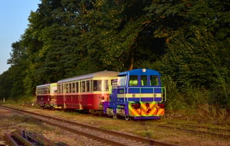 700 533-3