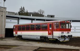 811 023-5