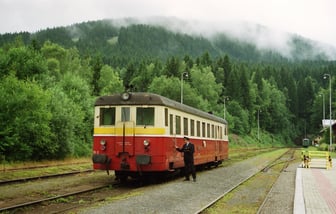831 129-2