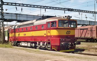 753 331-8