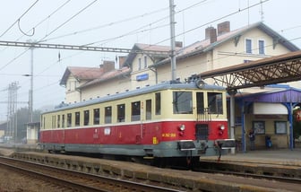 830 056-8