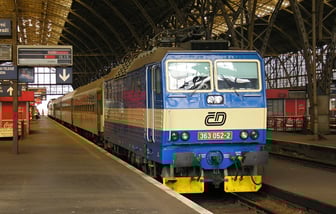 363 052-2