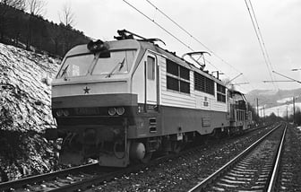 150 016-4