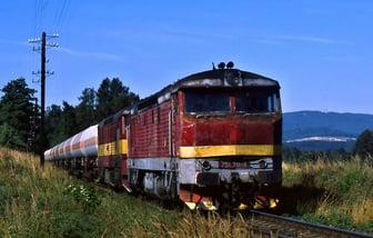 751 211-4