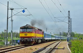 749 100-4
