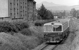 M152.0085