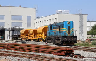 740 742-2