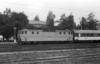 363 081-1