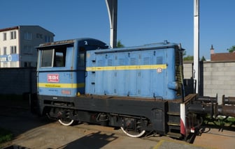700 636-4
