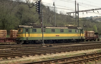 183 038-9