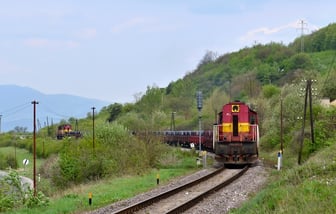 742 387-4