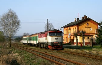 749 146-7