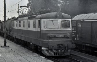 182 025-7