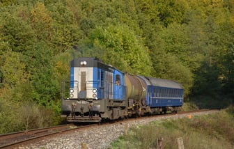 740 883-4