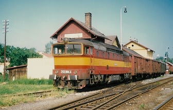 753 069-4