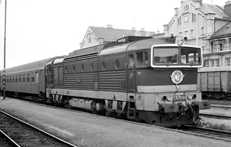 753 102-3