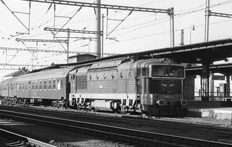 753 349-0