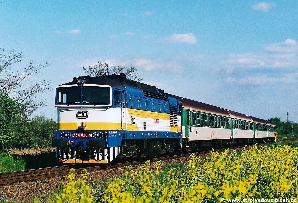 754 028-9
