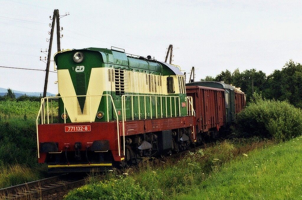 771 132-8