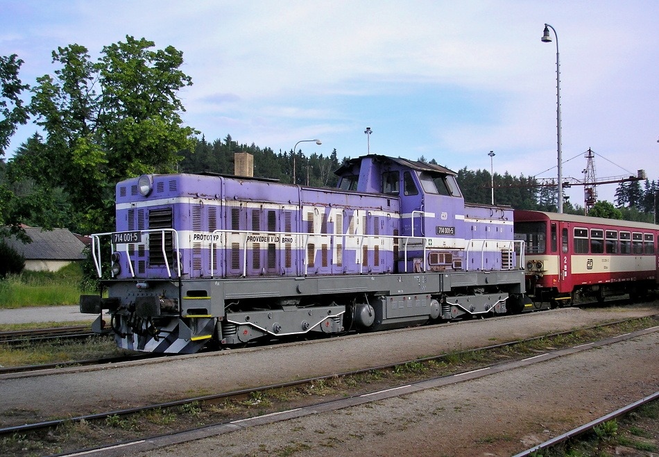 714 001-5
