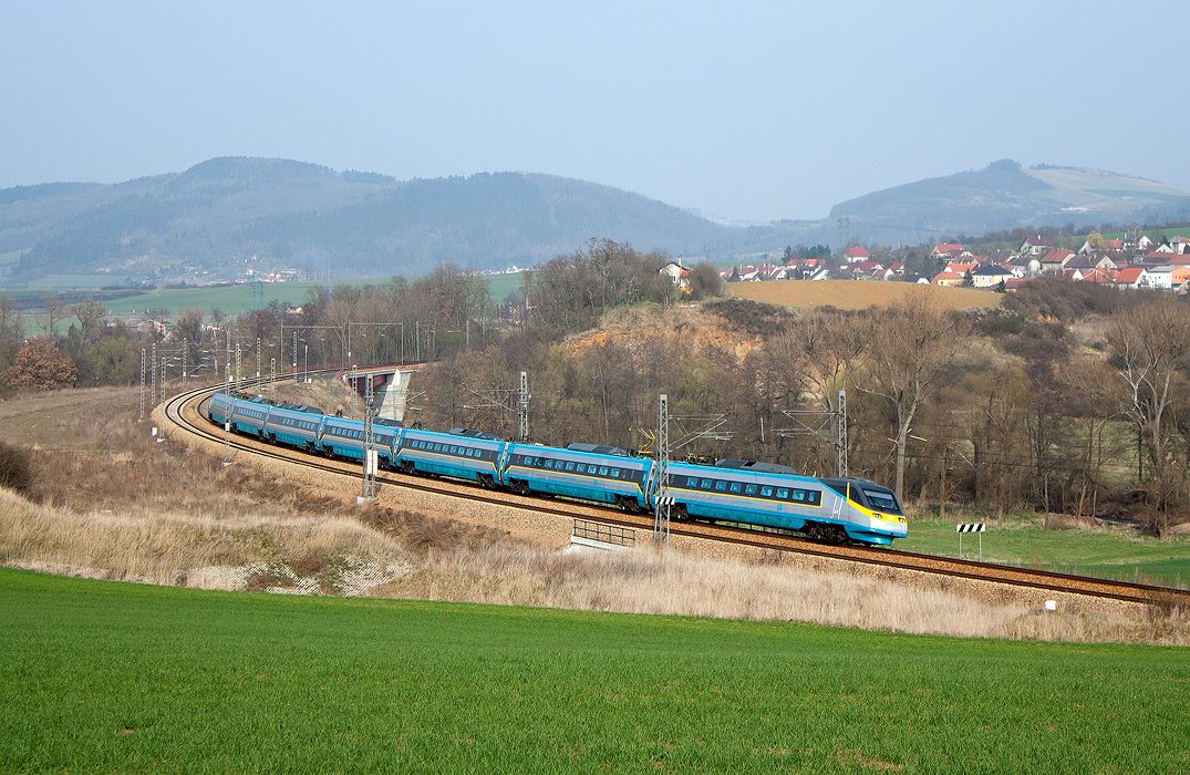 680 001-5
