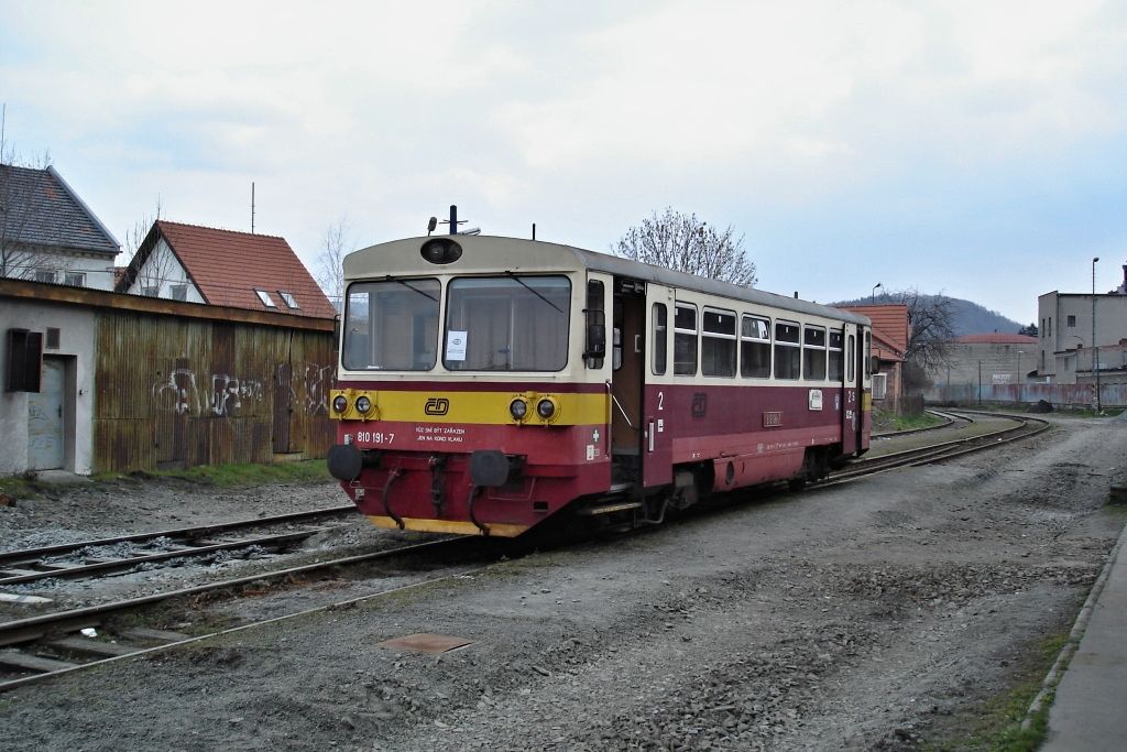 810 191-7