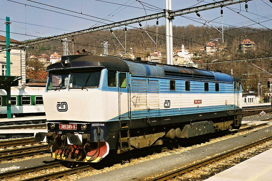 749 249-9