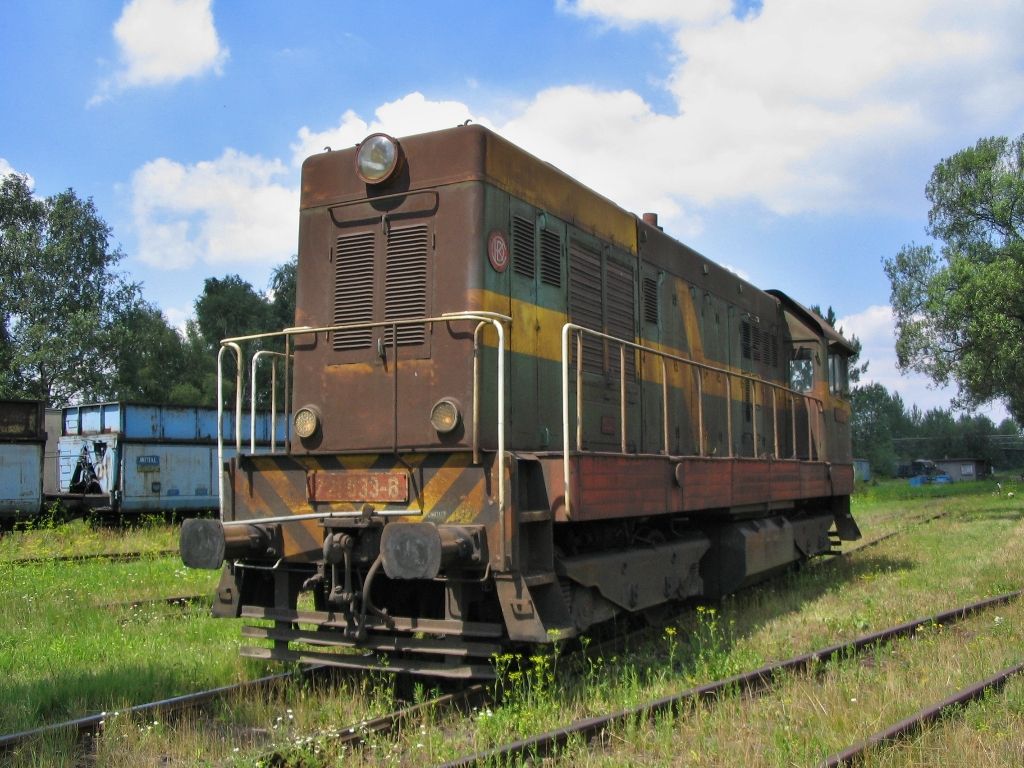721 533-8