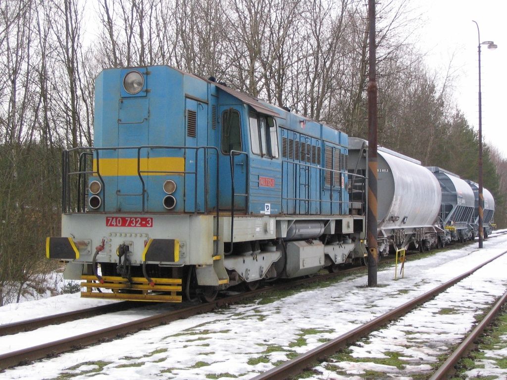 740 732-3