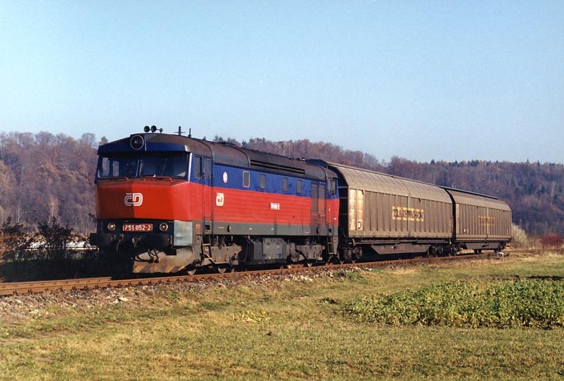 751 052-2