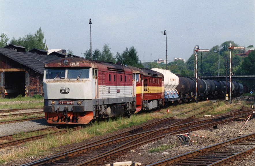 751 148-8