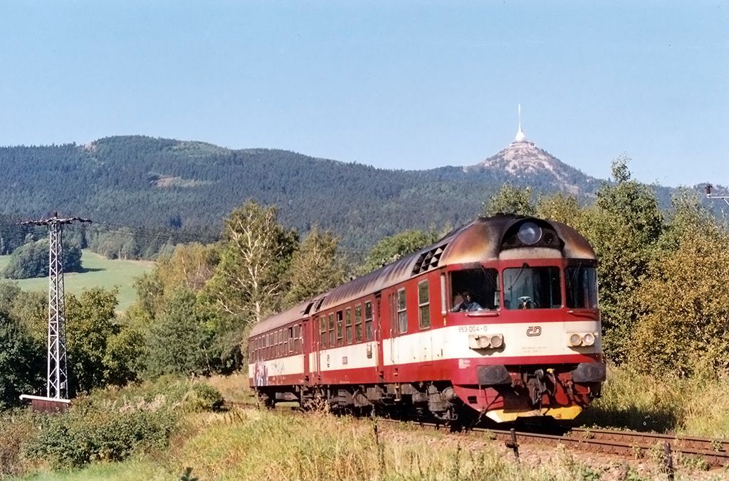 853 004-0