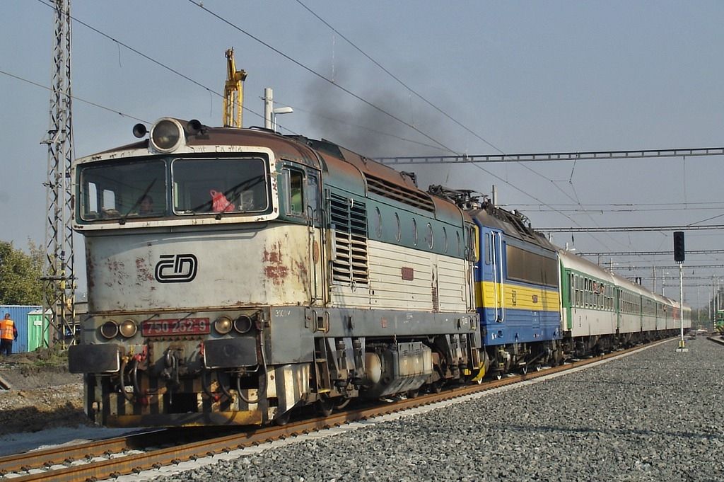 750 252-9